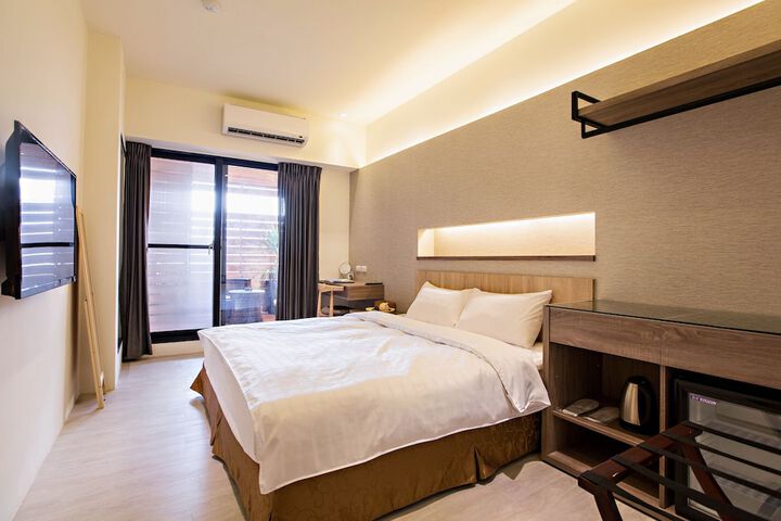 Room 16 of 59