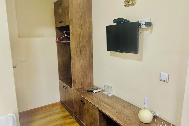 Room 62 of 146