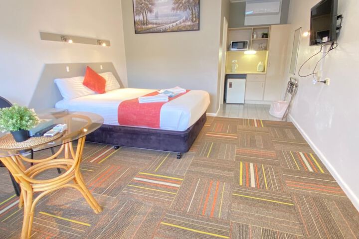 Room 14 of 34