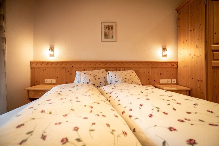 Room 14 of 63