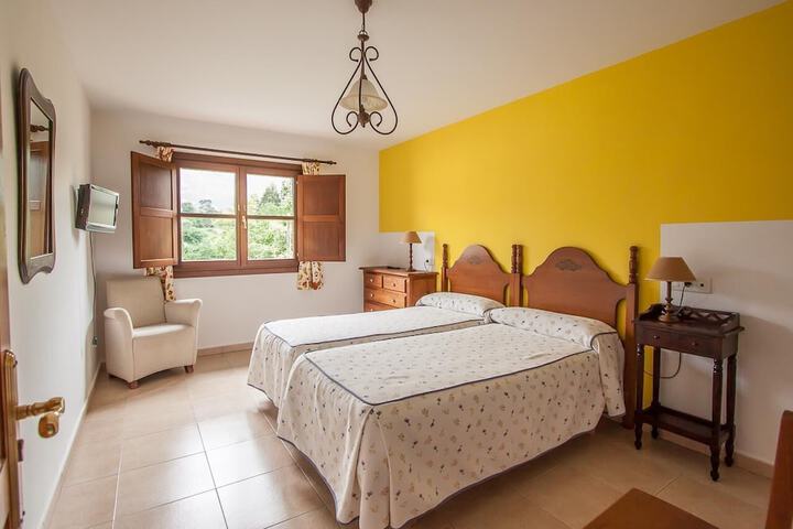 Room 6 of 21