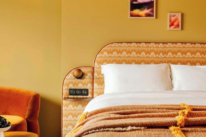 Room 15 of 128