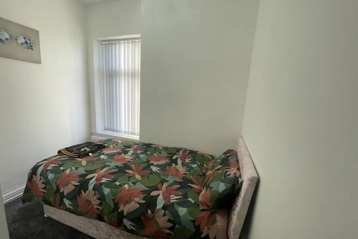 Room 3 of 15