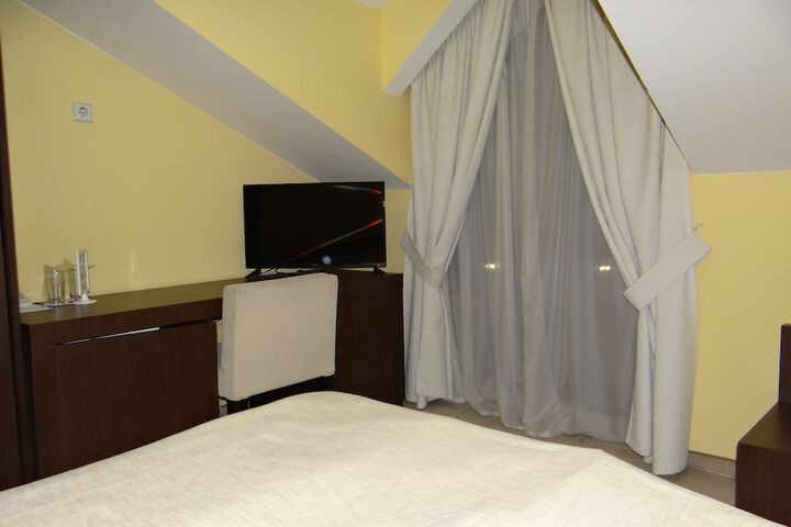 Room 20 of 46