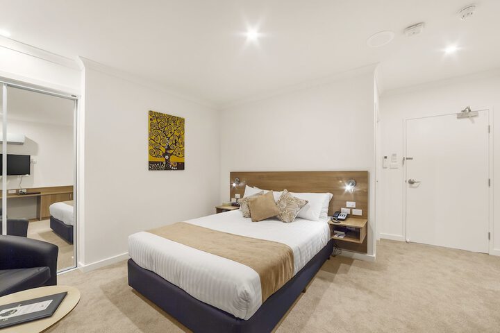 Room 21 of 39