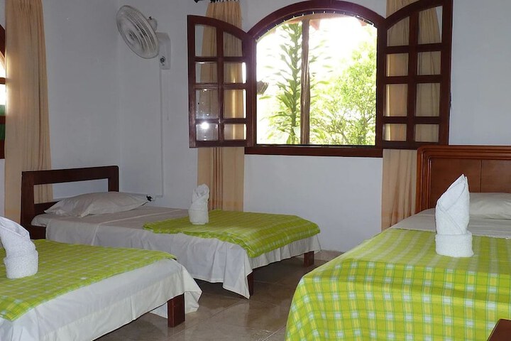 Room 2 of 52