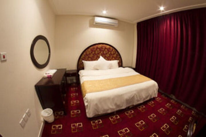 Room 3 of 14