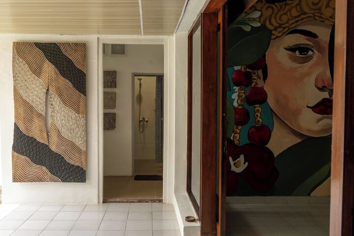 Room 35 of 47