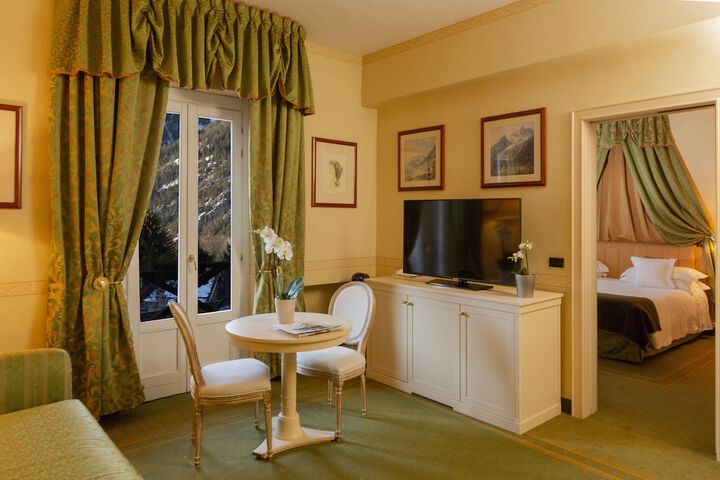 Room 15 of 62