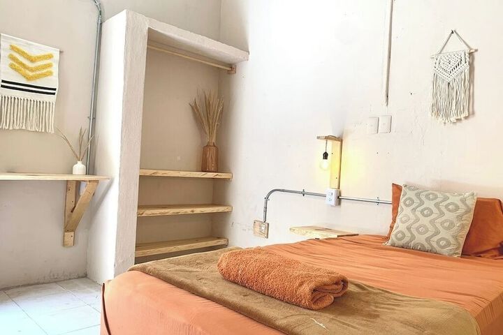 Room 5 of 20
