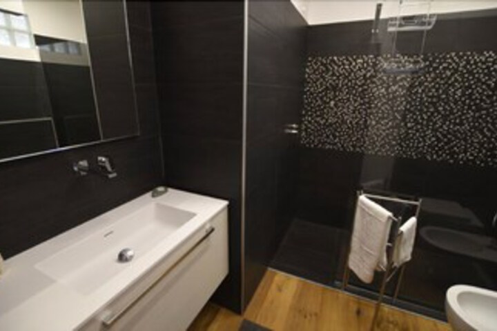 Room 3 of 30