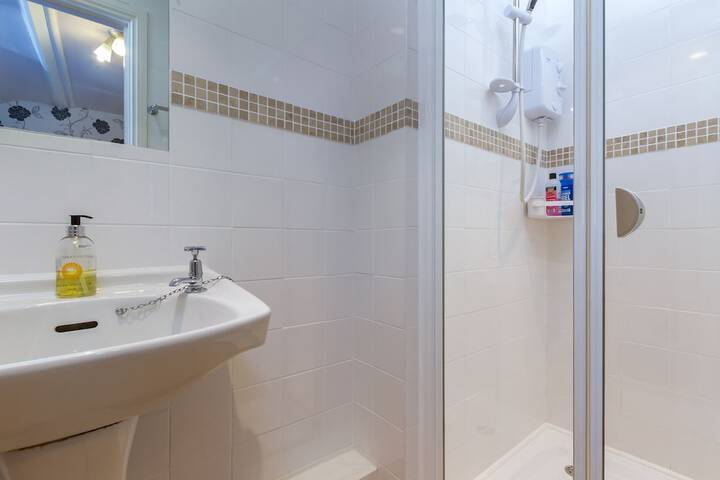 Clean Restrooms