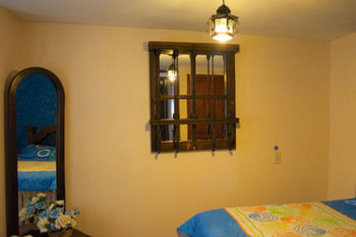 Room 9 of 23