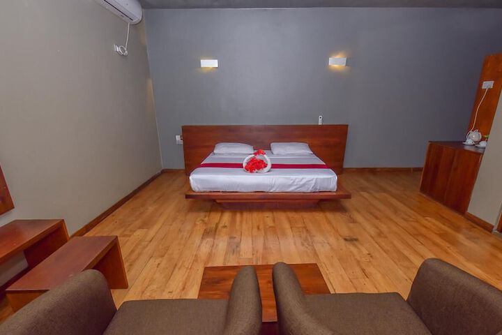 Room 5 of 39