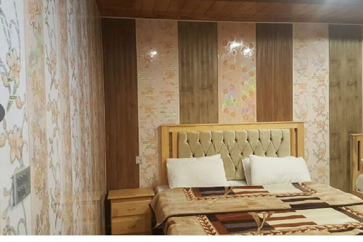 New Park Hotel & Restaurant