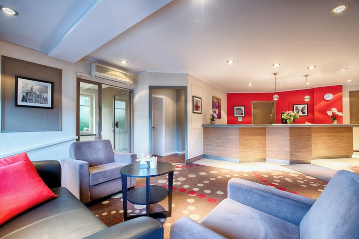 Hotel Lobby
