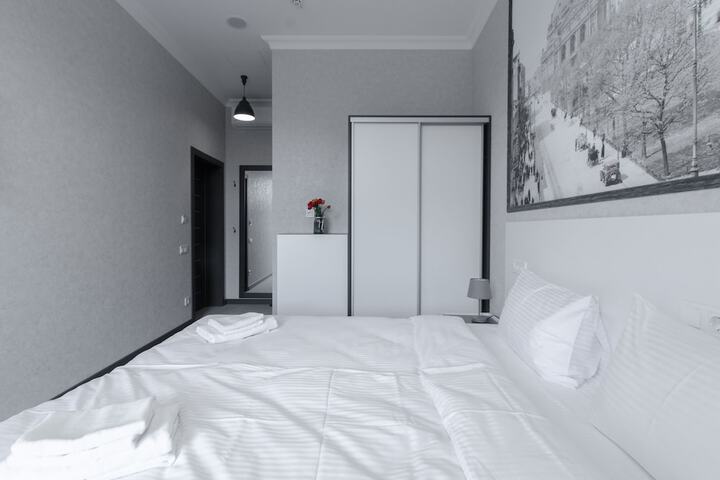 Room 65 of 146