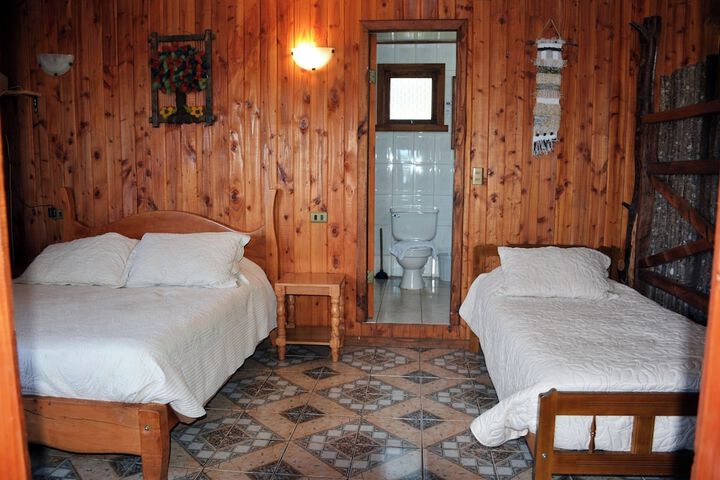 Room 27 of 90