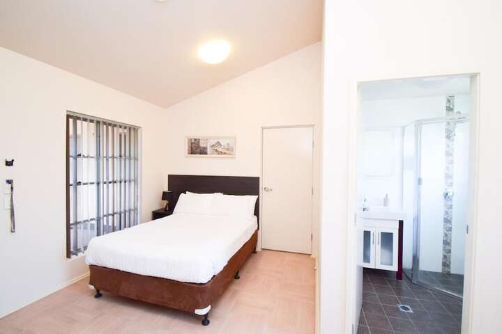 Room 14 of 35