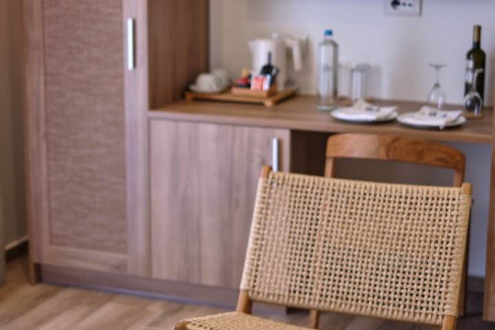 Room 4 of 67