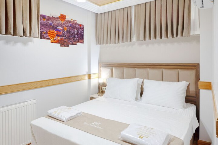 Room 20 of 39