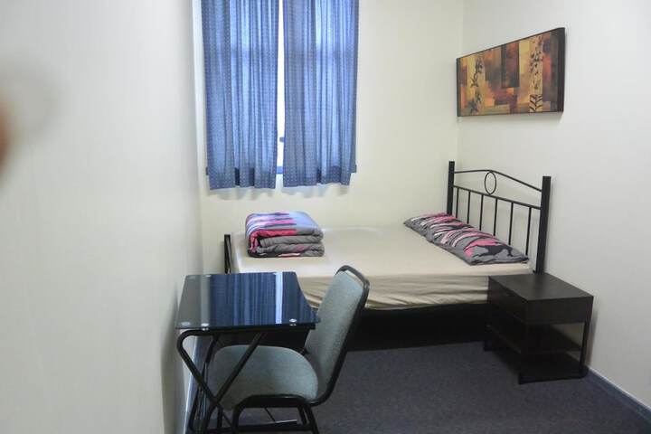 Room 18 of 61