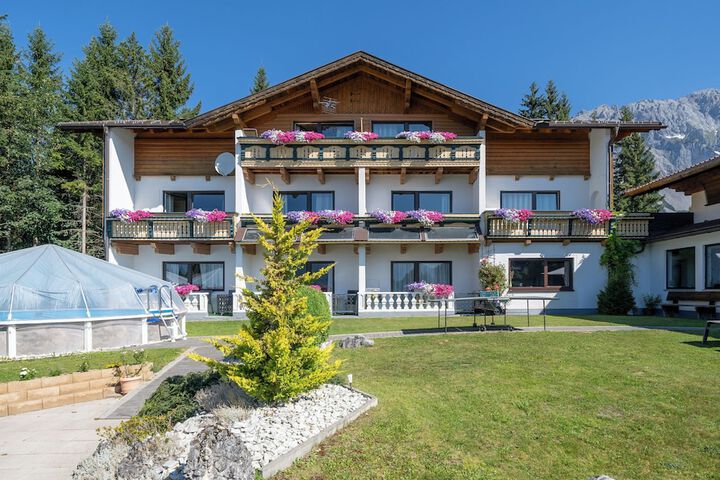 Hotel Ramsauer Alm in Ramsau am Dachstein
