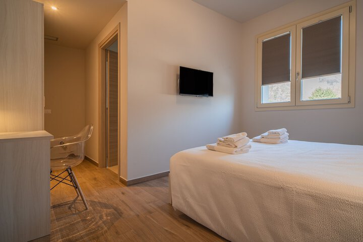 Room 4 of 29