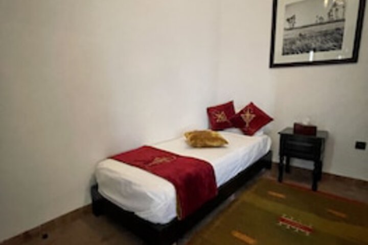 Room 40 of 435