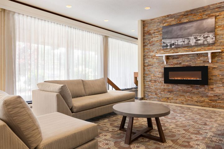 Hotel Interior 4 of 27