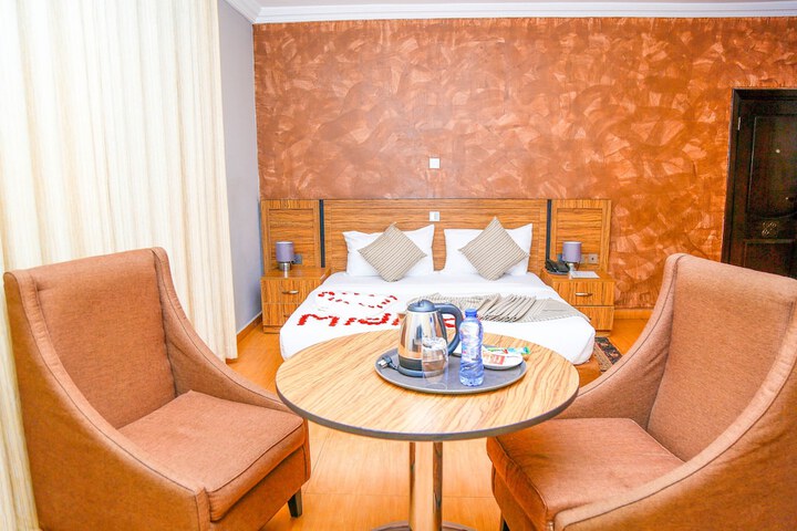 Room 44 of 159