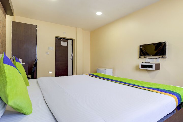 Room 19 of 50