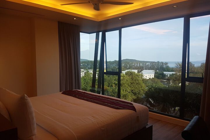 Room 44 of 77