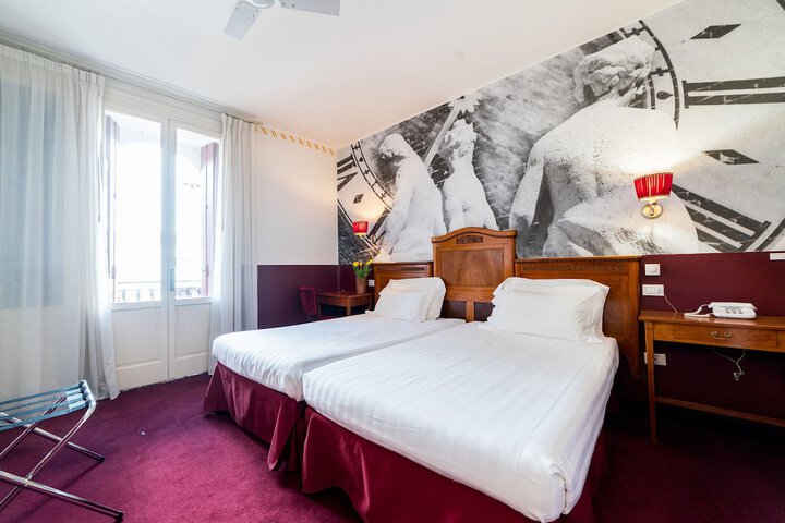 Room 13 of 50