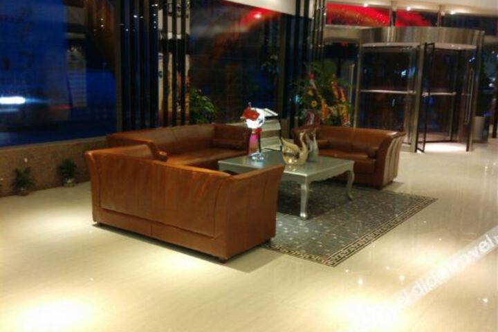 Hotel Interior 20 of 28