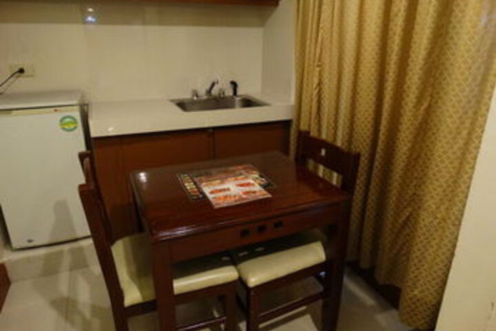 Room 33 of 78