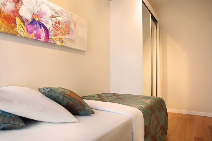 Children's theme room