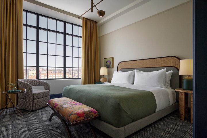 Room 37 of 190