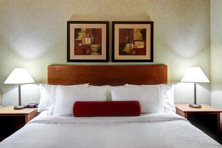 Room 21 of 96