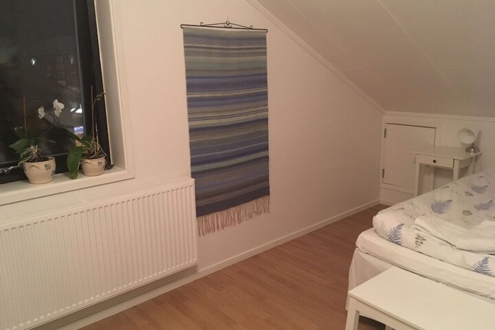 Room 5 of 34