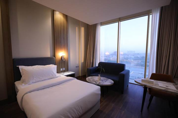 Room 18 of 51