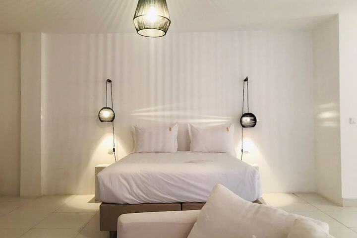 Room 13 of 64