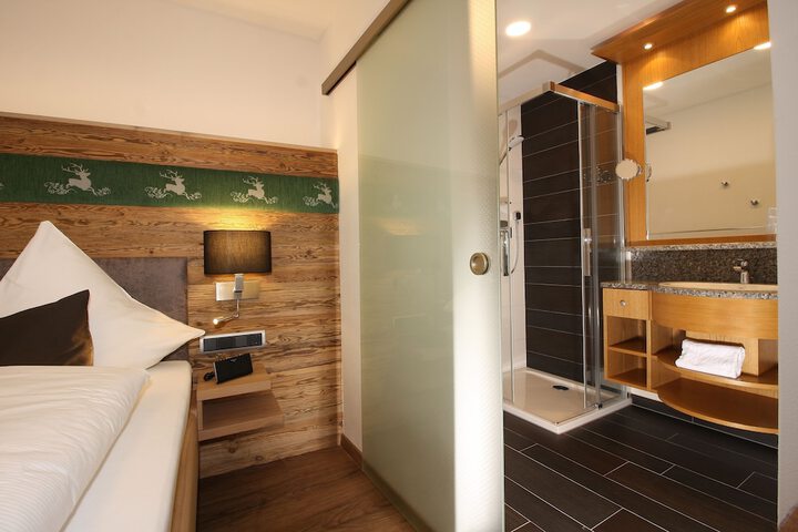 Room 19 of 43