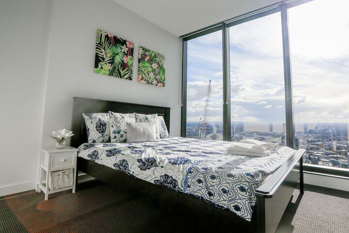 Room 4 of 14