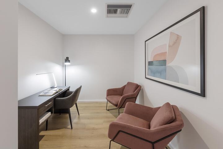 Room 12 of 79