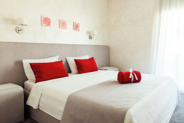 Room 60 of 166