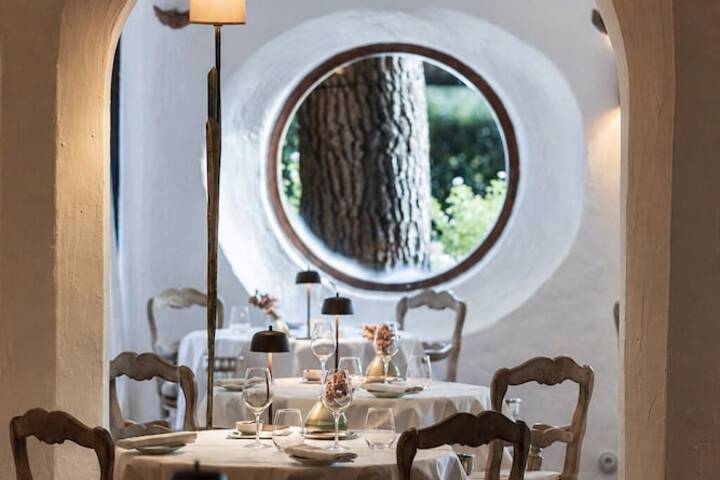 Dining 74 of 146