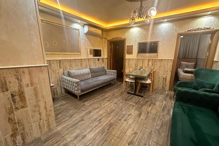 Room 55 of 170