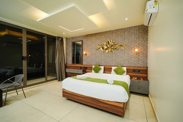 Room 5 of 27