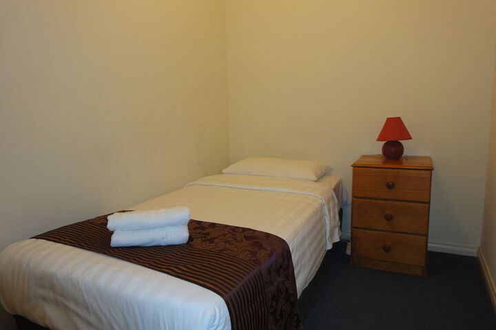Room 15 of 50